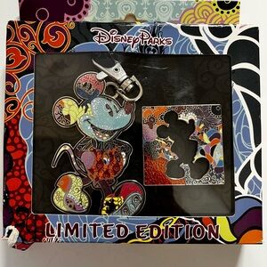 Disney Exclusive Mickey Mouse Multicolor Keychain